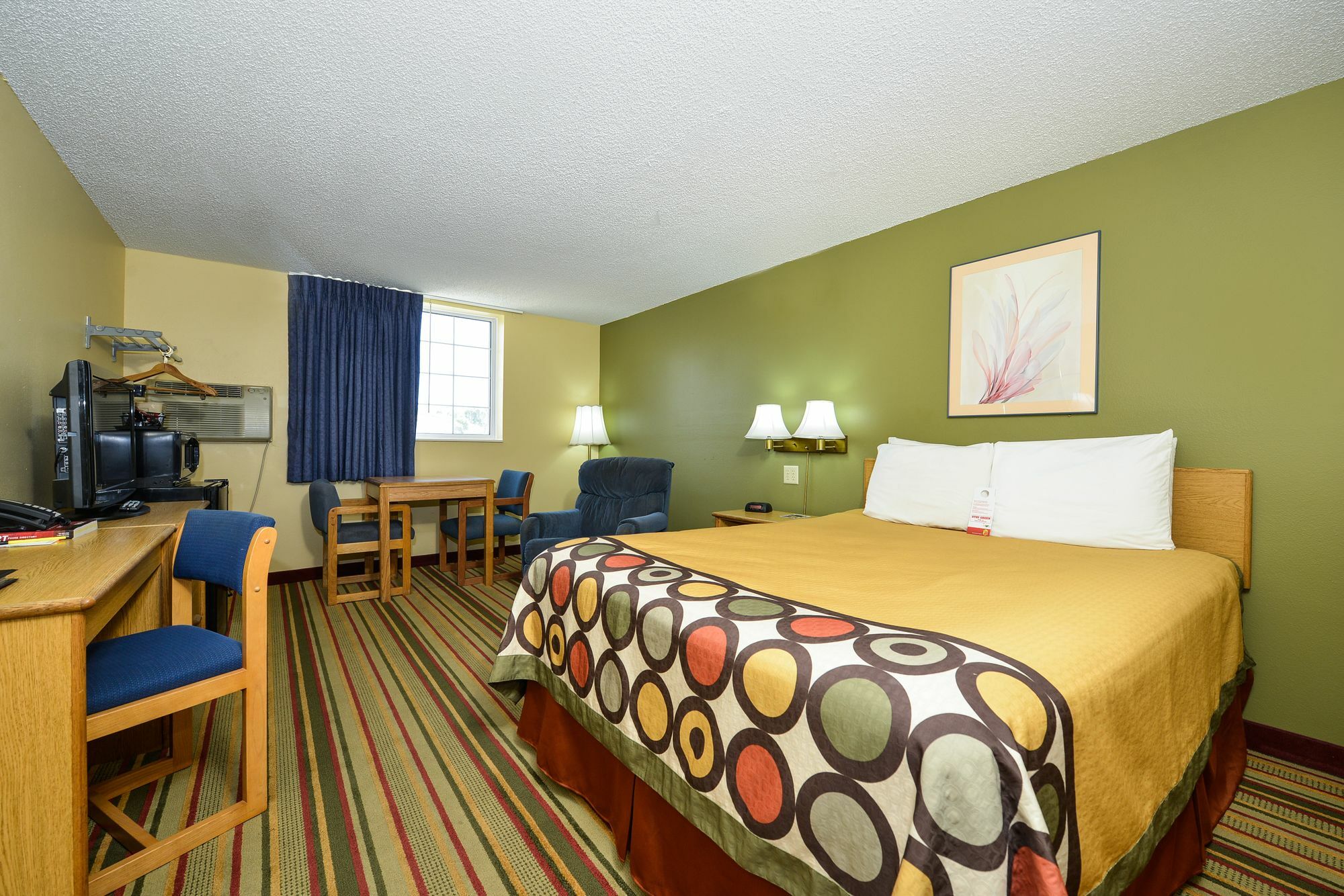 Super 8 By Wyndham Minot Airport Hotel Ngoại thất bức ảnh
